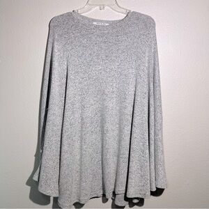 ANNA & EVA Women’s Gray Round Neck Poncho Sweater Soft One Size